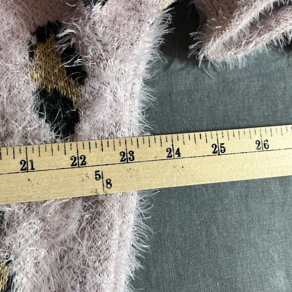 Ee:Some Wrap Sweater Womens Medium Large Purple Animal Print Knit Hairy NEW - Picture 8 of 8